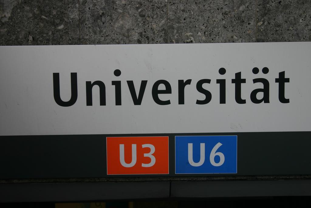 Hotel Hauser An Der Universitaet 3*