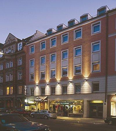 Hotel Hauser An Der Universitaet 3*